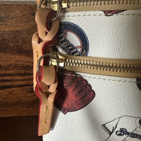 Dooney & Bourke $248 MSRP Milwaukee Brewers Crossbody Bag - Picture 9 of 13